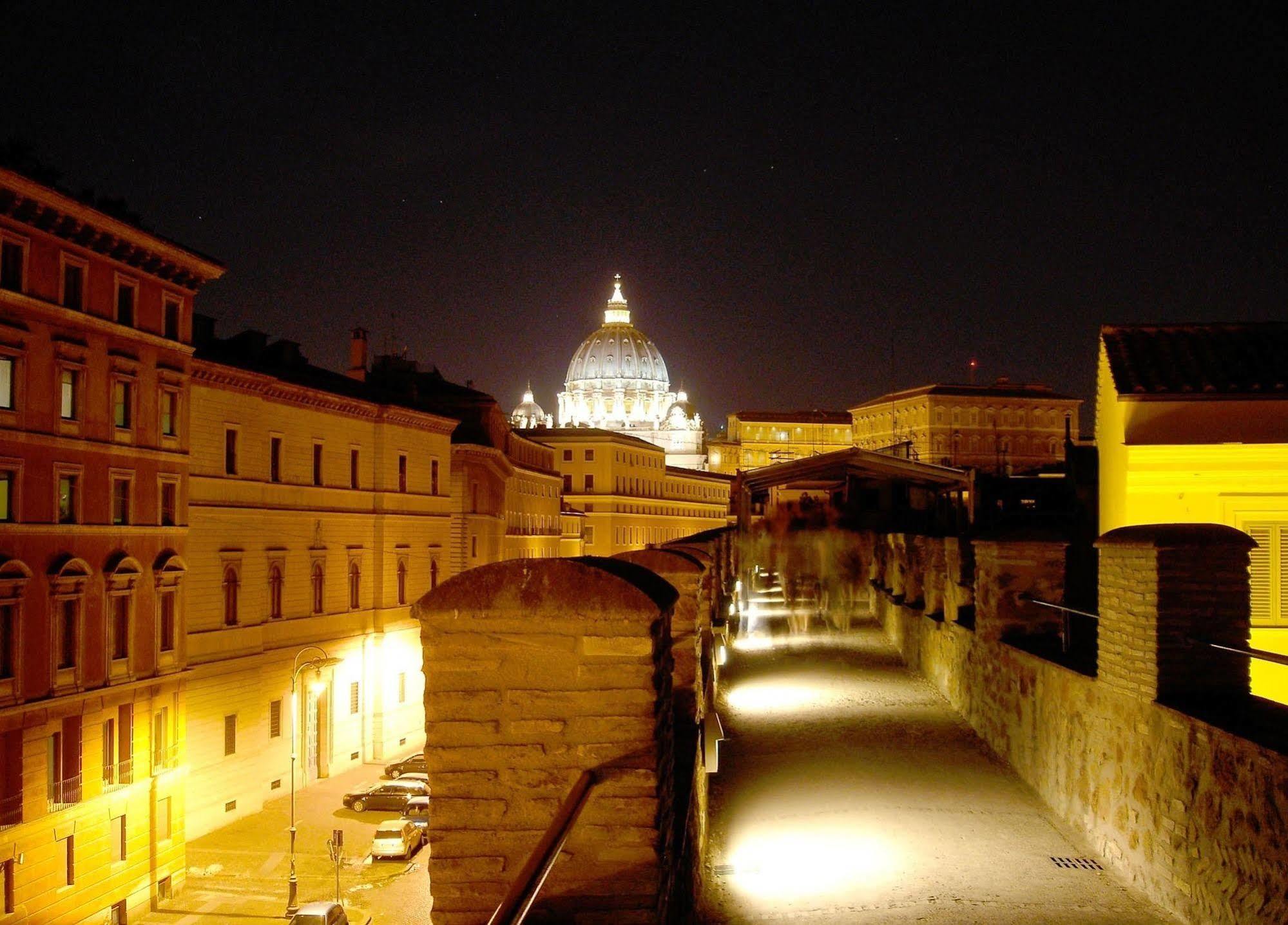 Al Passetto - St Peter'S Bike Hotel Rome Exterior photo